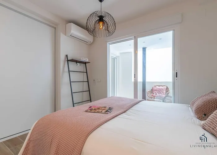 Living4Malaga New Oasis Supreme